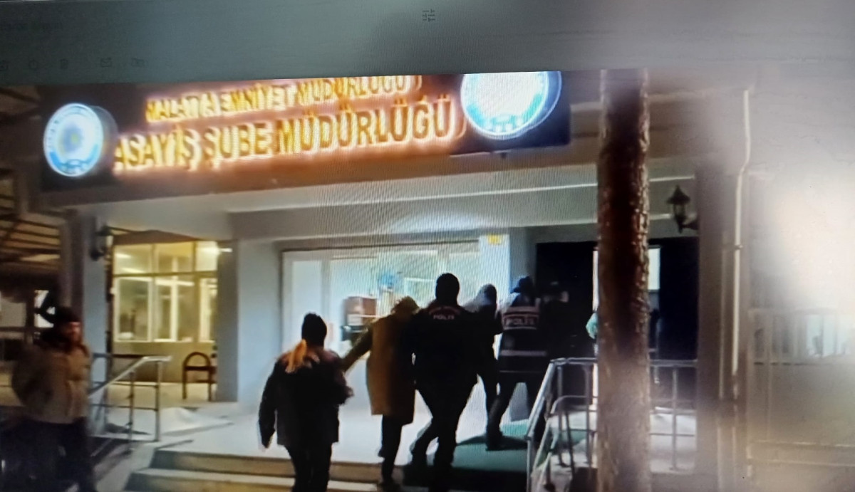 Depremin Vurduğu Malatya'da Fuhuş Merkezine Baskın